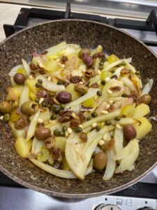 Caponata di Finocchi con Patate, Olive e Cipolle rosse: le ricette buone di una volta