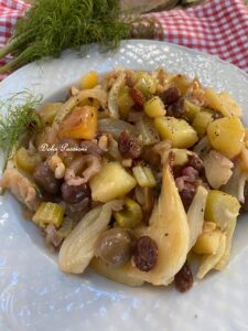 Caponata di Finocchi con Patate, Olive e Cipolle rosse: le ricette buone di una volta
